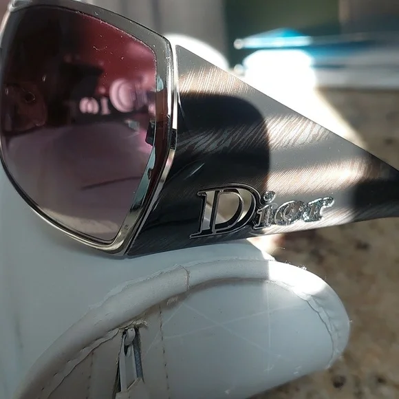 Dior Sunglasses with Purple Lenses and Silver Frame Dior So Real Geometric Mirrored Sunglasses Silver Metal  main image 2